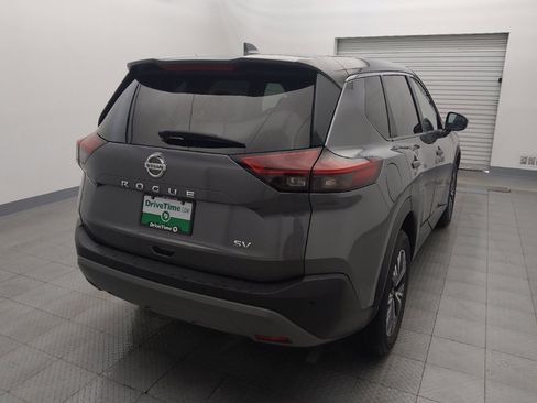 Used 2022 Nissan Rogue SV image 7