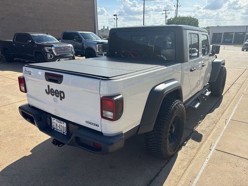 Used 2020 Jeep Gladiator Sport w/ Quick Order Package 24S image 4