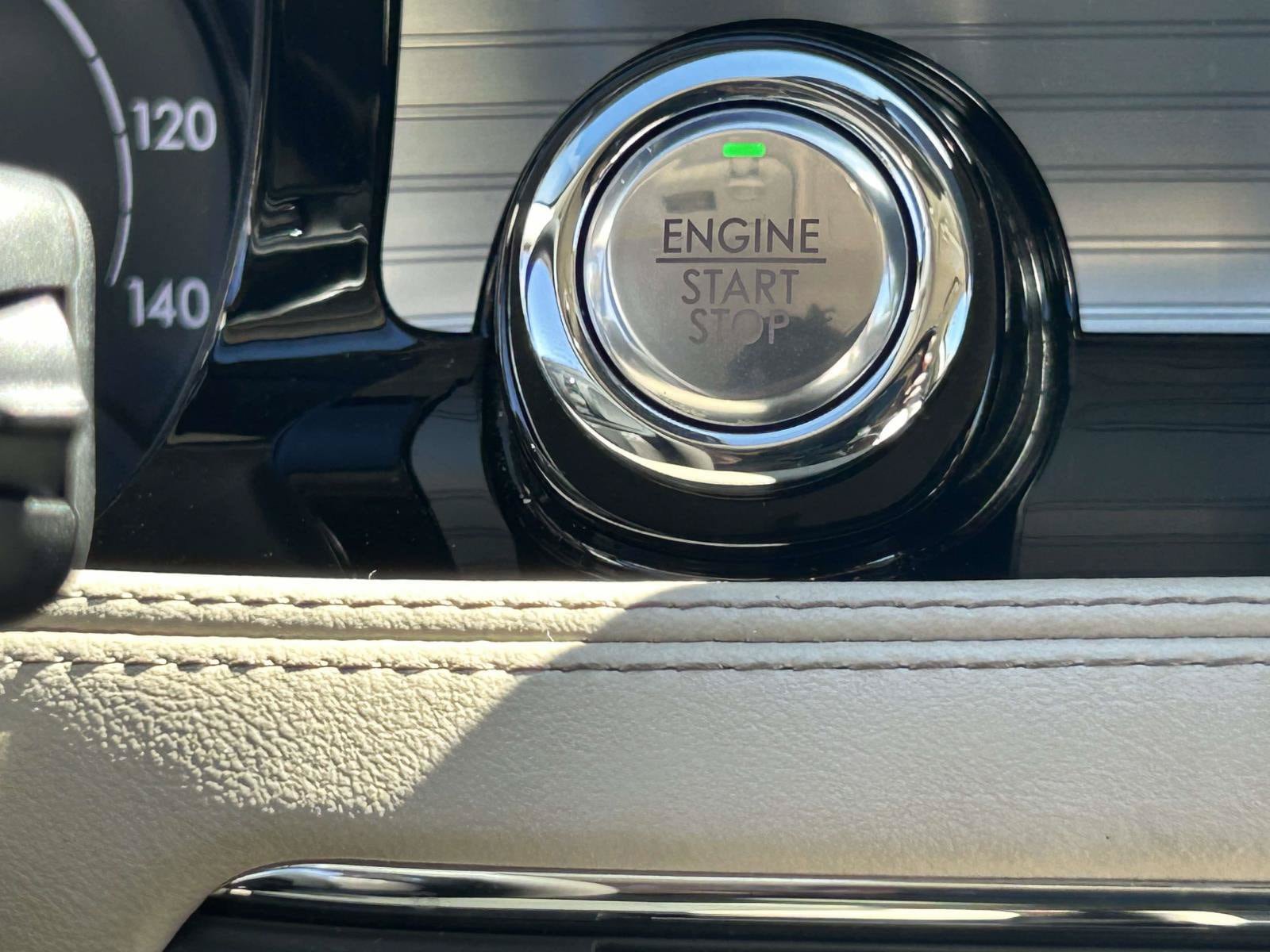 Certified 2020 Lincoln Corsair FWD w/ Equipment Group 101A image 27