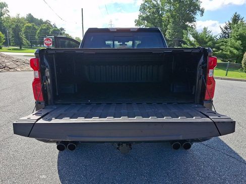 Used 2021 Chevrolet Silverado 1500 LT Trail Boss w/ Convenience Package II AWD/4WD image 29