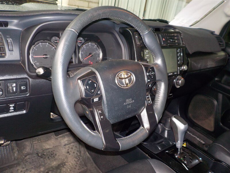Used 2020 Toyota 4Runner TRD Off-Road Premium w/ Moonroof Package AWD/4WD image 11