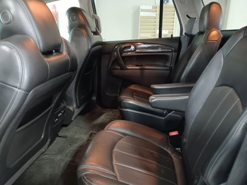 Used 2013 Buick Enclave Leather image 11