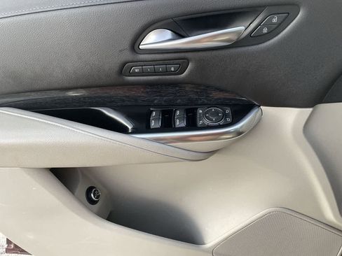 Certified 2023 Cadillac XT4 Premium Luxury w/ Technology Package image 34