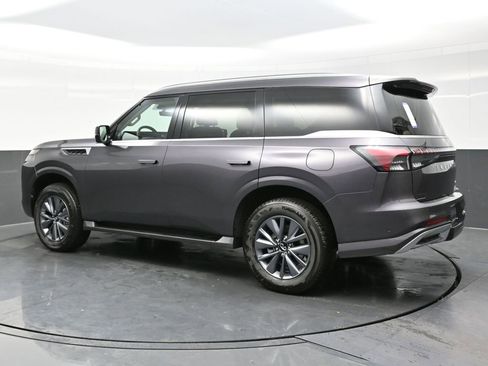 Used 2025 INFINITI QX80 Pure image 4