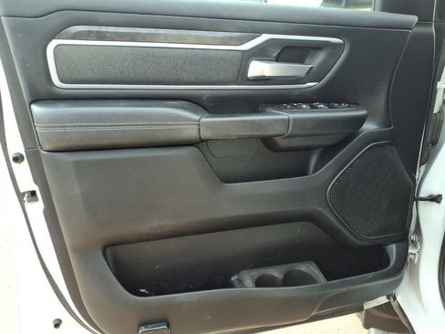 Used 2020 RAM 1500 Big Horn AWD/4WD image 11