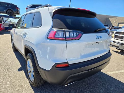 Used 2022 Jeep Cherokee Latitude Lux w/ Sun & Sound Group image 3