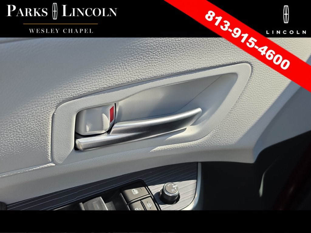 Used 2024 Toyota Sienna XSE w/ XSE Plus Package FWD image 17