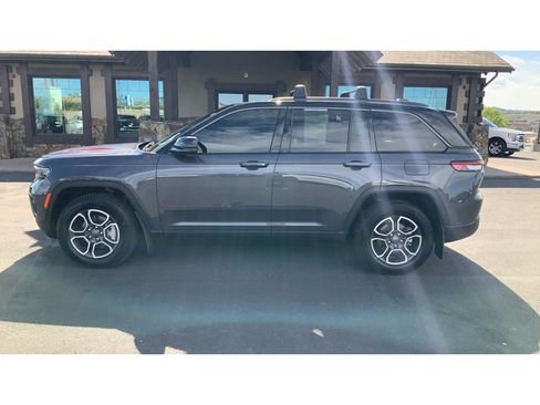 Used 2022 Jeep Grand Cherokee Trailhawk w/ ADV Protech Group II AWD/4WD image 1