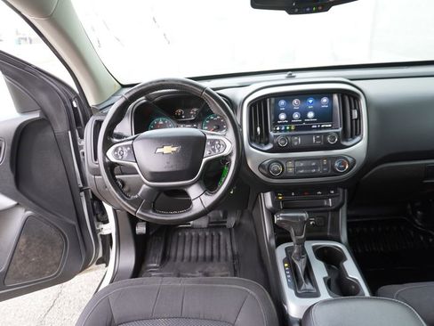 Used 2022 Chevrolet Colorado LT w/ Fleet Safety Package image 9