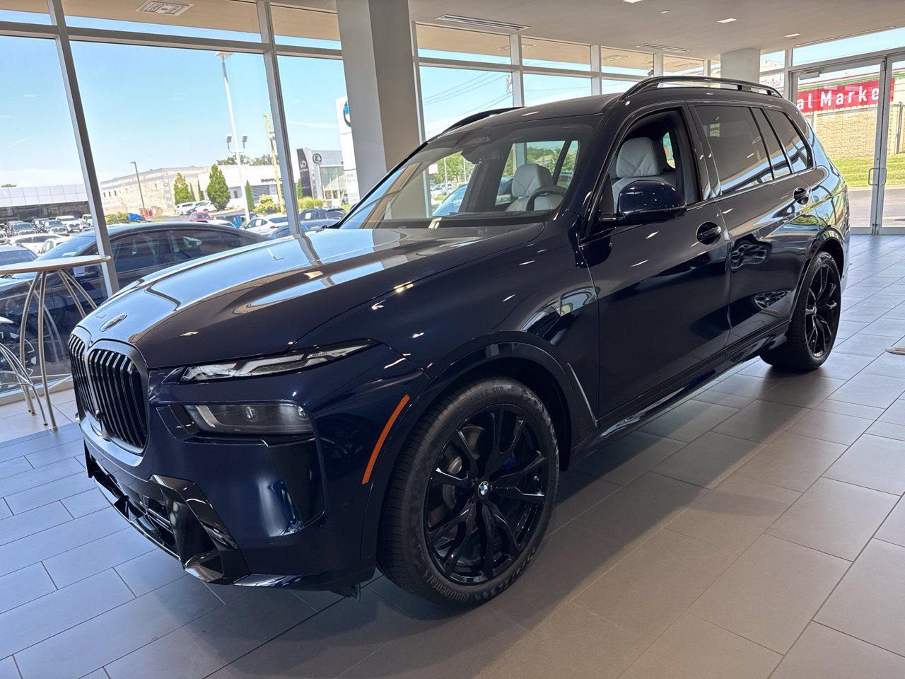 New 2027 BMW X7 xDrive40i w/ Executive Package AWD/4WD image 4