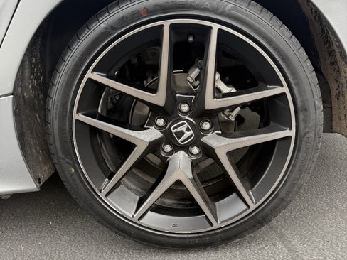 Used 2022 Honda Civic Sport Touring image 9