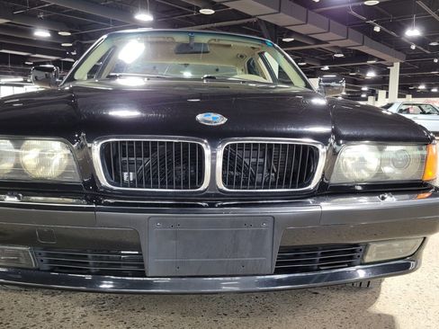 Used 1997 BMW 740i RWD image 9