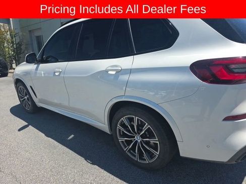 Used 2021 BMW X5 M50i w/ Executive Package AWD/4WD image 11