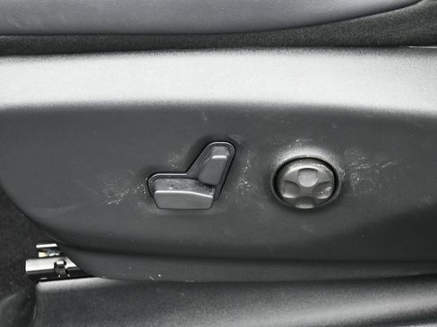 New 2026 Chrysler Pacifica Select image 12