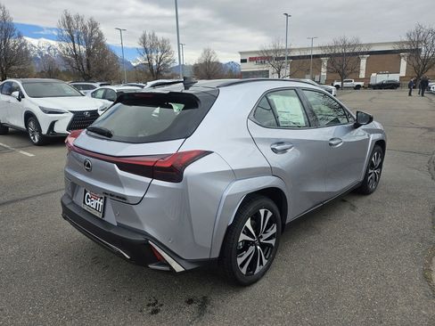 New 2026 Lexus UX 300h AWD image 5