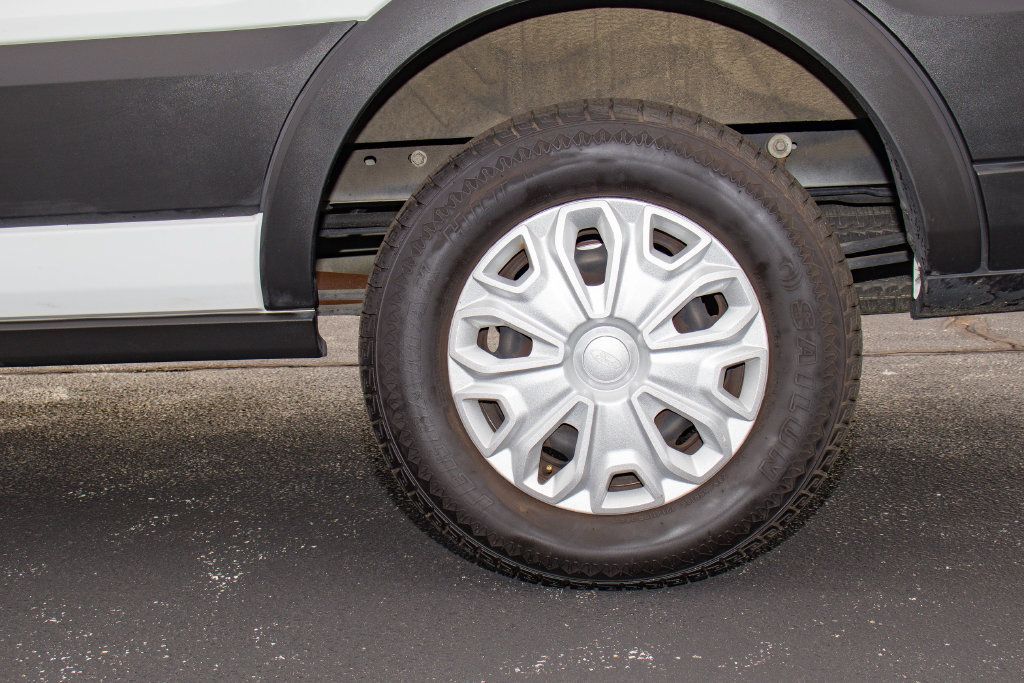 Used 2023 Ford Transit 350 XLT RWD image 9