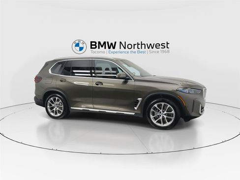 New 2026 BMW X5 xDrive50e AWD/4WD image 5