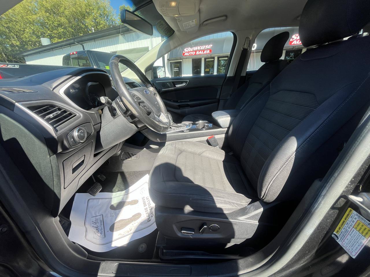 Used 2015 Ford Edge SEL FWD image 14