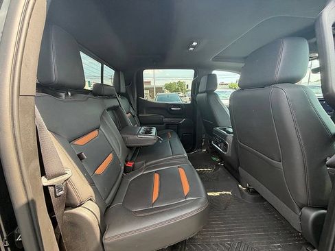 Used 2020 GMC Sierra 1500 AT4 w/ AT4 Premium Package AWD/4WD image 24