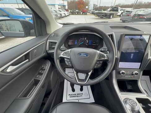 Certified 2022 Ford Edge SEL w/ Convenience Package image 15
