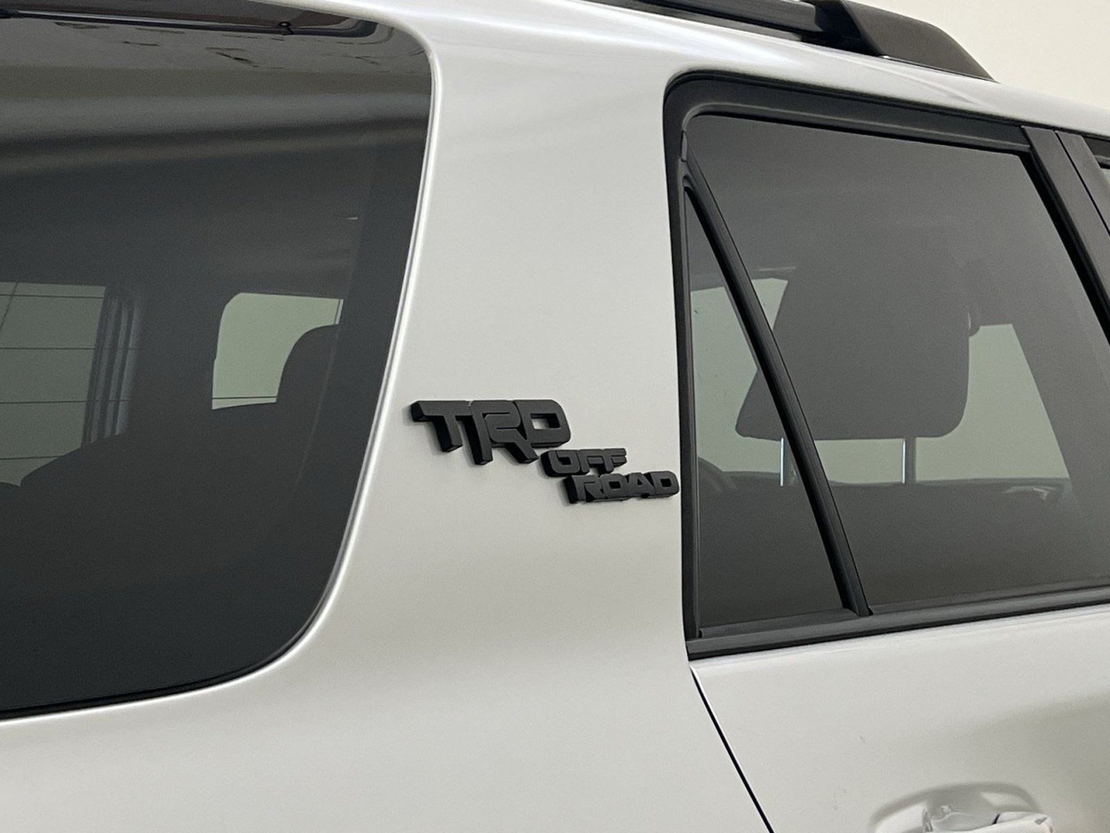 Used 2020 Toyota 4Runner TRD Off-Road Premium w/ Moonroof Package AWD/4WD image 29