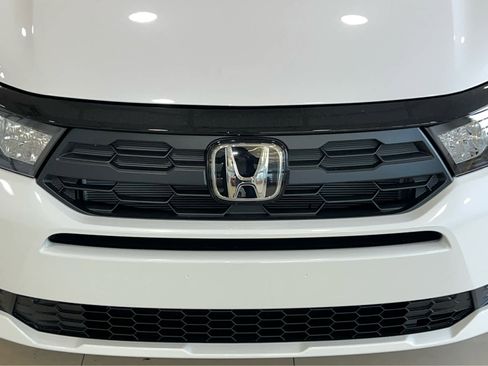 New 2026 Honda Odyssey EX-L image 4