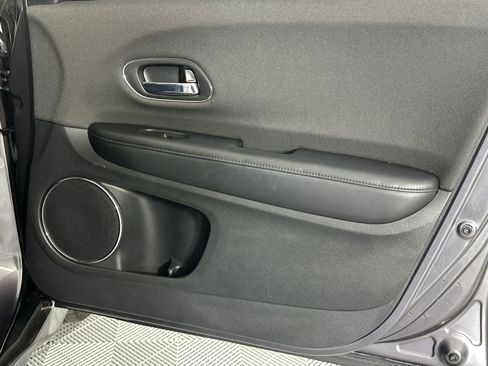 Used 2020 Honda HR-V EX image 31