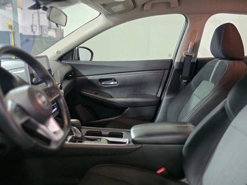 Used 2020 Nissan Sentra SV image 17