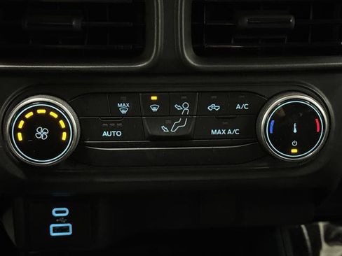 Used 2023 Ford Maverick XL image 17