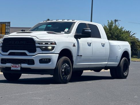 New 2026 RAM 3500 Laramie AWD/4WD image 7