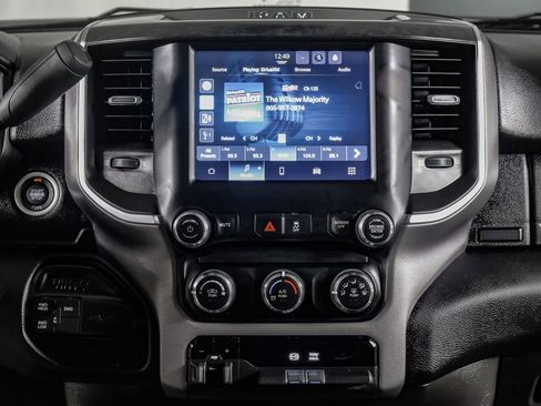 Used 2024 RAM 3500 Big Horn image 24