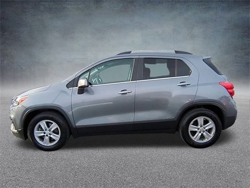Certified 2020 Chevrolet Trax LT image 6