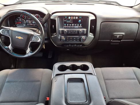 Used 2018 Chevrolet Silverado 1500 LT RWD image 4