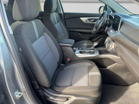 Used 2025 Chevrolet Blazer LT image 15