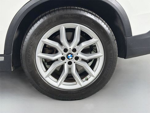Used 2021 BMW X5 sDrive40i w/ Premium Package 2 RWD image 31