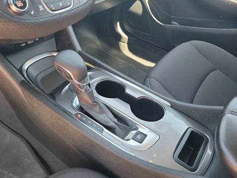 Used 2024 Chevrolet Malibu LT FWD image 21