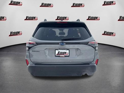 Used 2025 Subaru Forester Premium AWD/4WD image 6