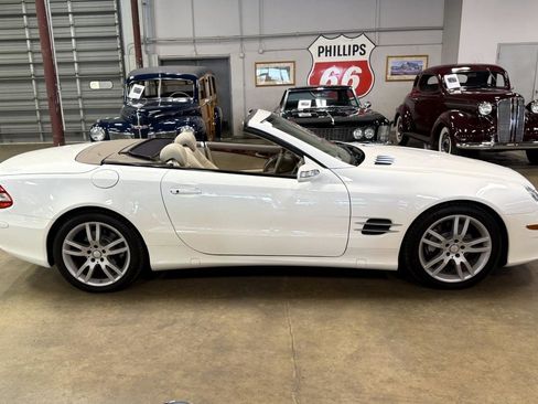 Used 2008 Mercedes-Benz SL 550 image 23