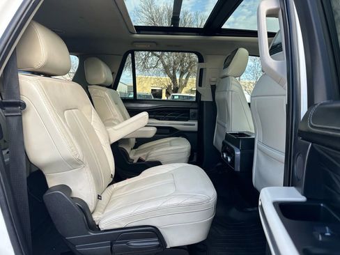 Used 2021 Ford Expedition Max Platinum image 28