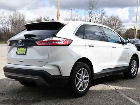 Used 2024 Ford Edge SEL w/ Convenience Package AWD/4WD image 6