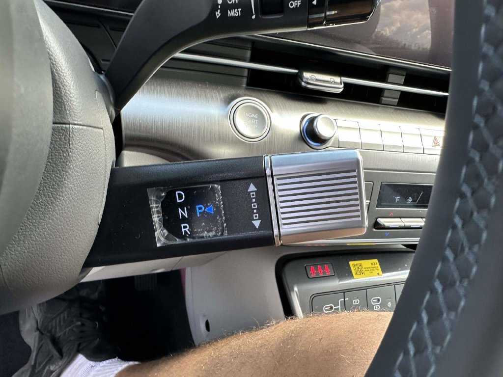 New 2026 Hyundai Kona SEL Premium AWD/4WD image 28