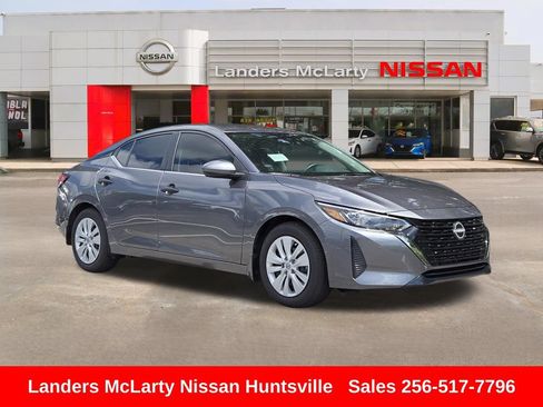 Used 2025 Nissan Sentra S FWD image 1
