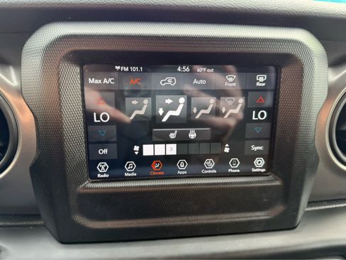 Used 2023 Jeep Wrangler Unlimited w/ Cold Weather Group AWD/4WD image 22