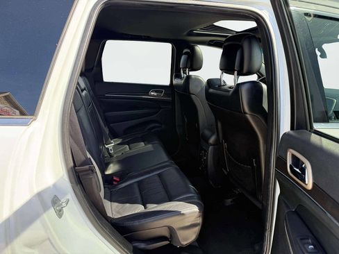 Used 2014 Jeep Grand Cherokee Limited image 14