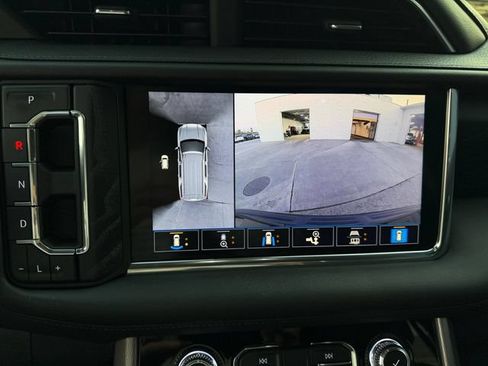 Used 2021 GMC Yukon Denali w/ Denali Premium Package AWD/4WD image 33