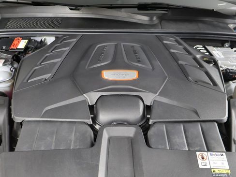 Used 2022 Porsche Cayenne GTS image 20