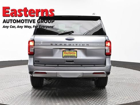 Used 2024 Ford Expedition XLT image 6