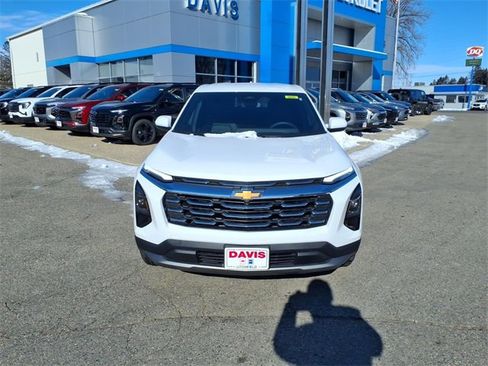 New 2026 Chevrolet Equinox LT w/ Convenience Package II image 9