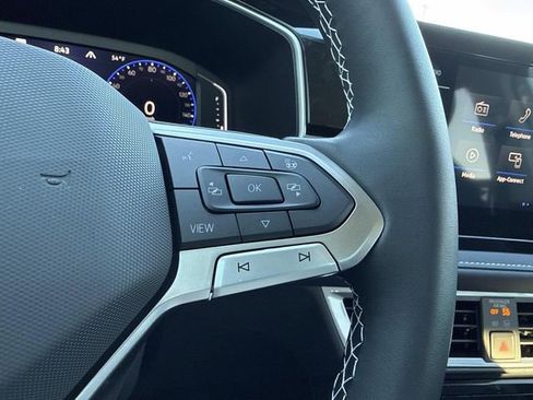 New 2026 Volkswagen Taos SEL image 23