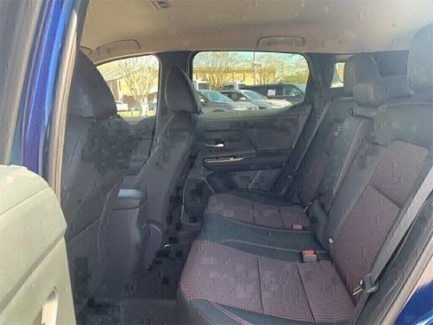 New 2025 Nissan Kicks SR w/ Illumination Package image 18